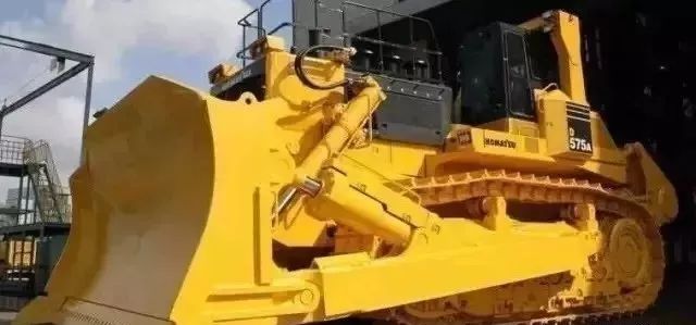足以震惊世界的八个超级工程,盘点全球巨无霸工程机械