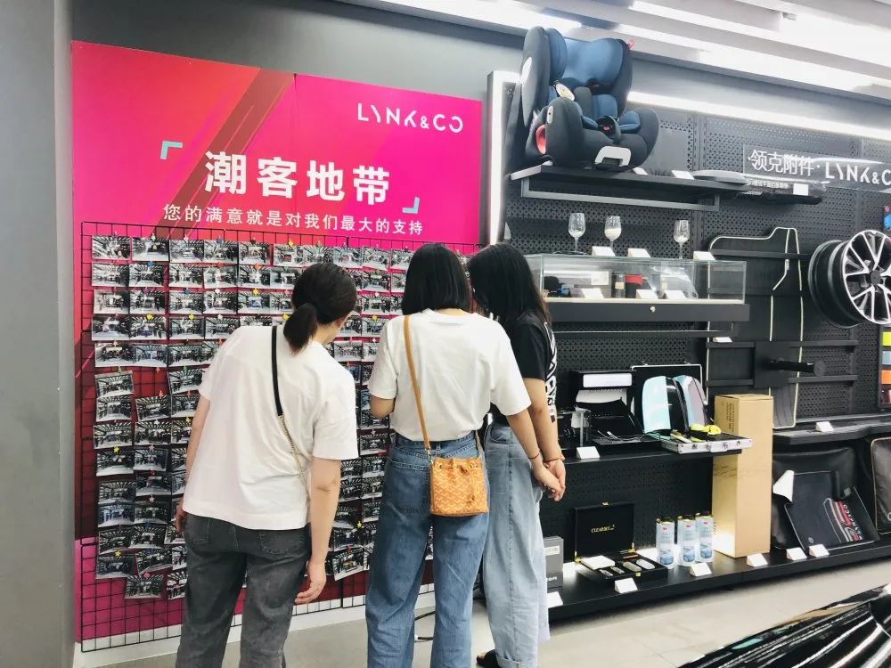 年中狂欢燃情high购 (燃情high购年中狂欢)