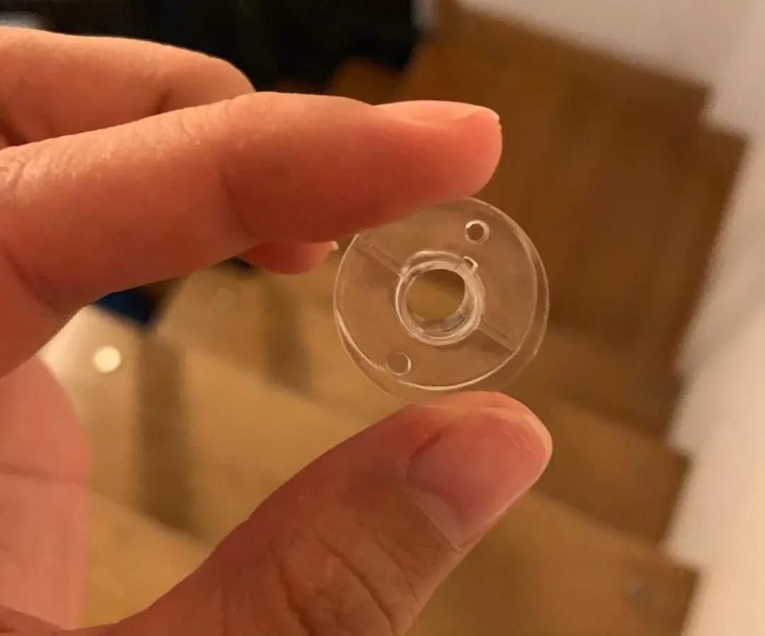 “我居然从猫屁股拽出了一根针！太可怕了！”