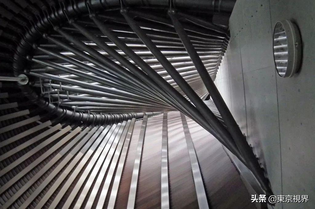 东京建筑物语：城市的美貌靠建筑来装点