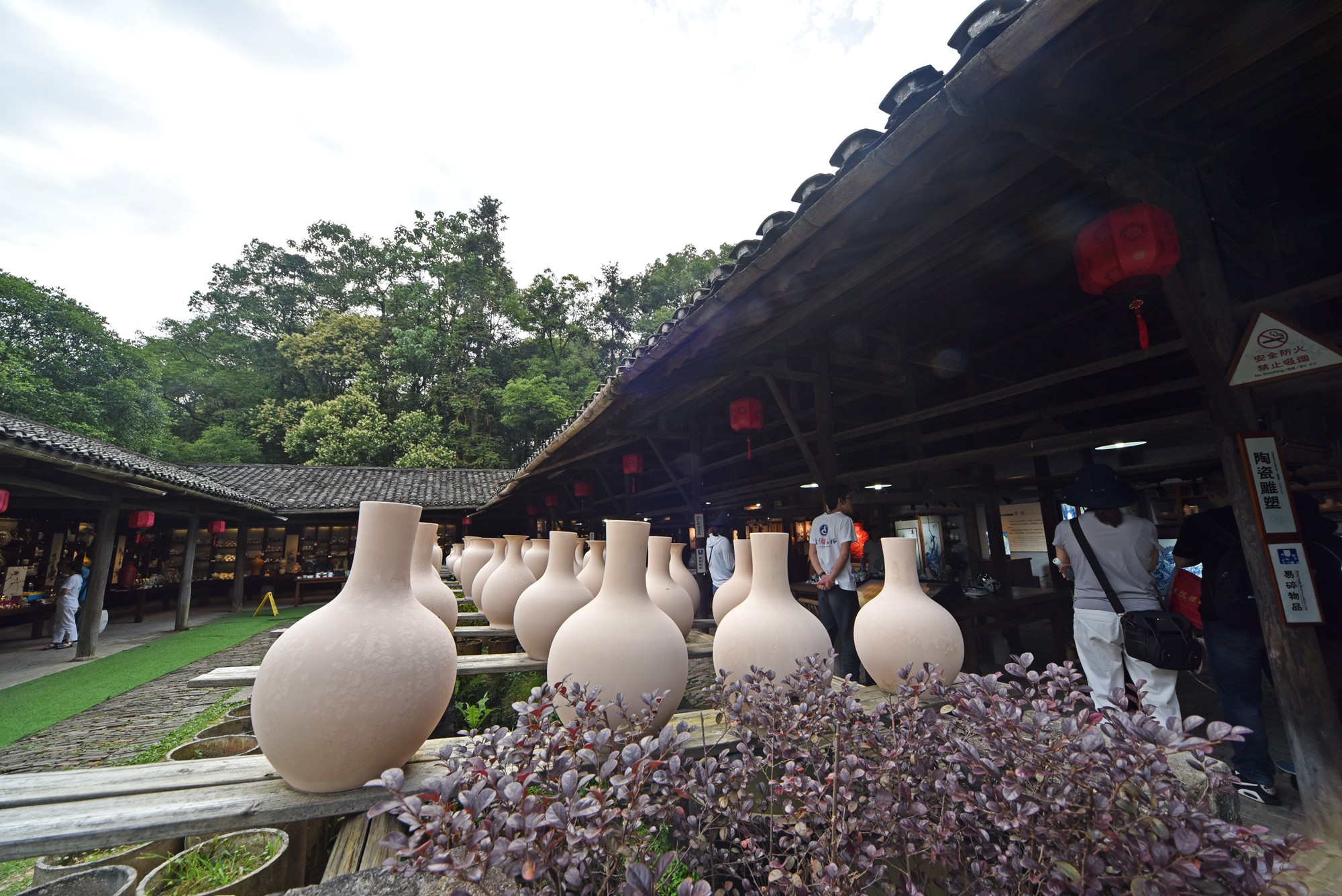 景德镇近代瓷器发展,千年瓷都景德镇有哪些瓷器