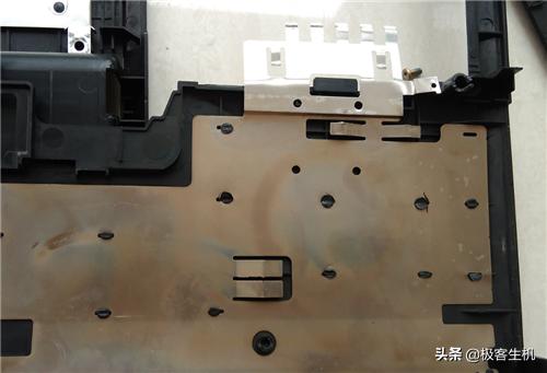 旧笔记本怎么改造成电视,废旧笔记本显示屏改电视