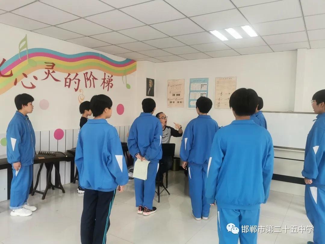 邯郸市十中合唱比赛,邯郸市中小学三十四届艺术节合唱