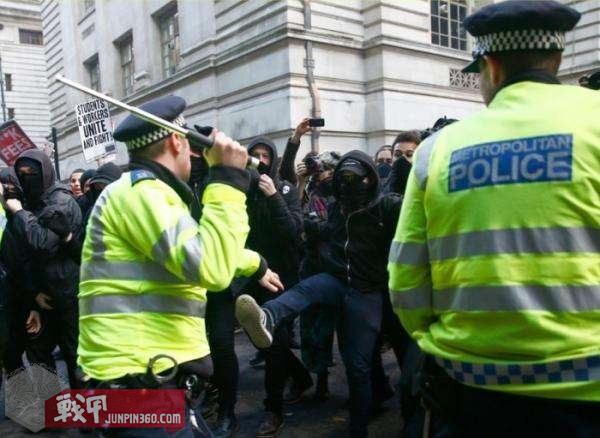 战甲讲堂:棍中不二——全面认识伸缩棍