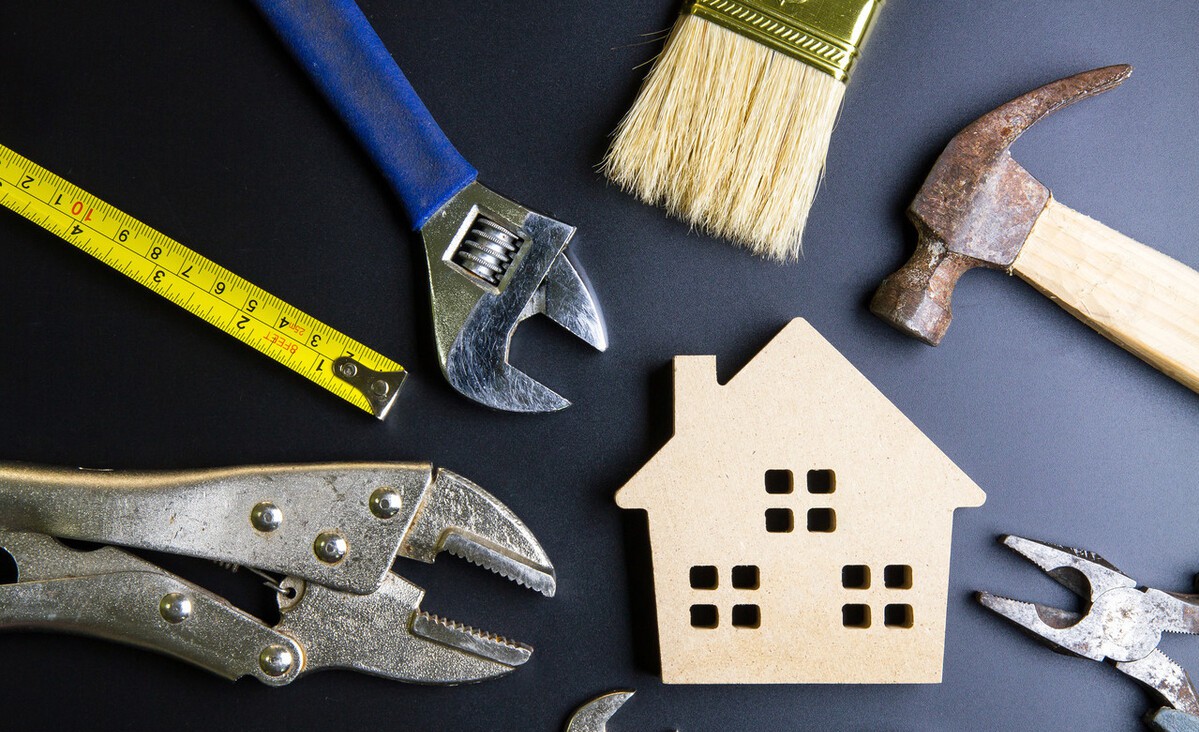 电梯房比步梯房好看,电梯房要比不是电梯房好吗