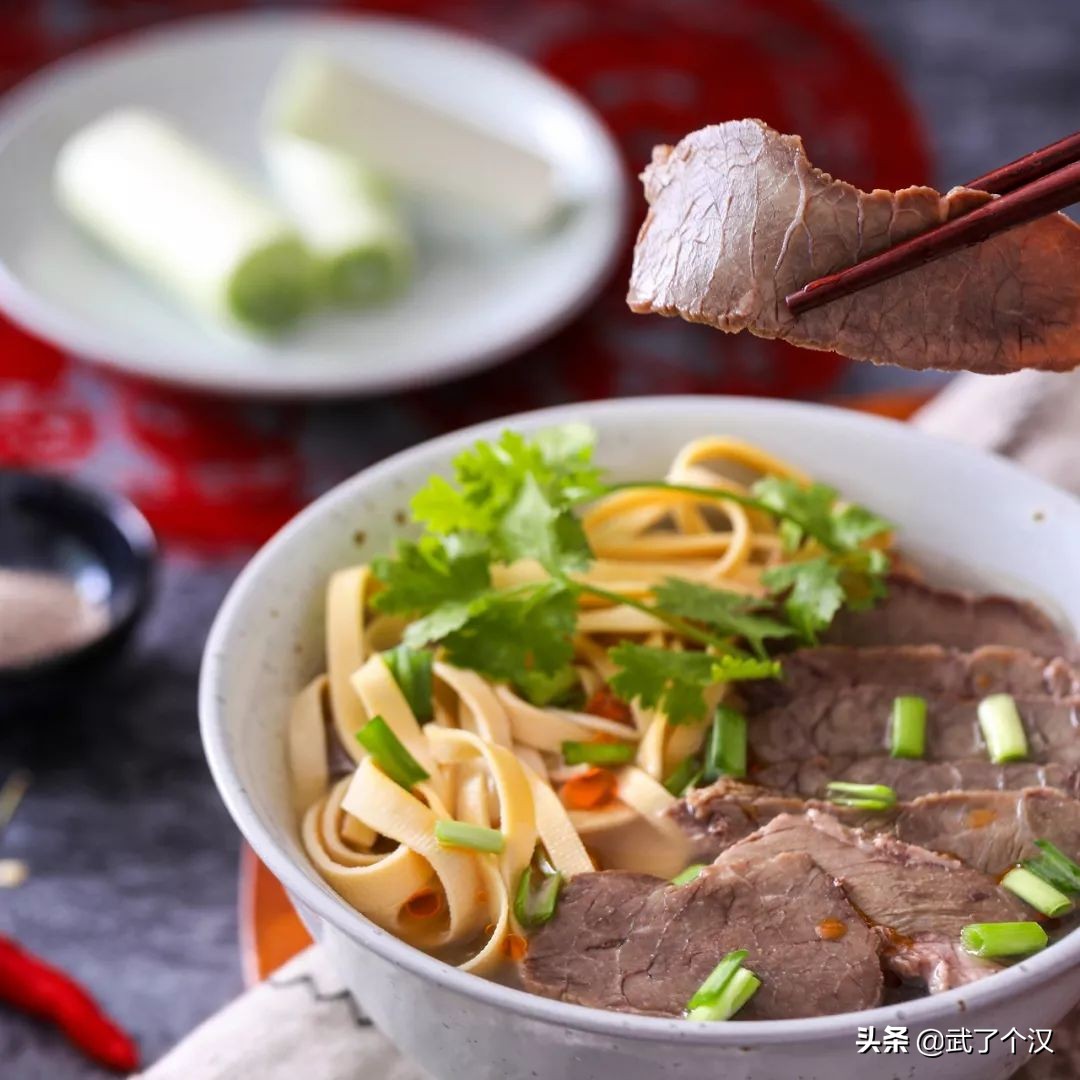 听说我的同事一天吃遍全世界,他是怎么办到的?