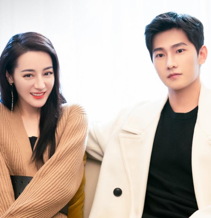 荣耀晚会迪丽热巴,杨洋热巴庆功宴胡可讲话