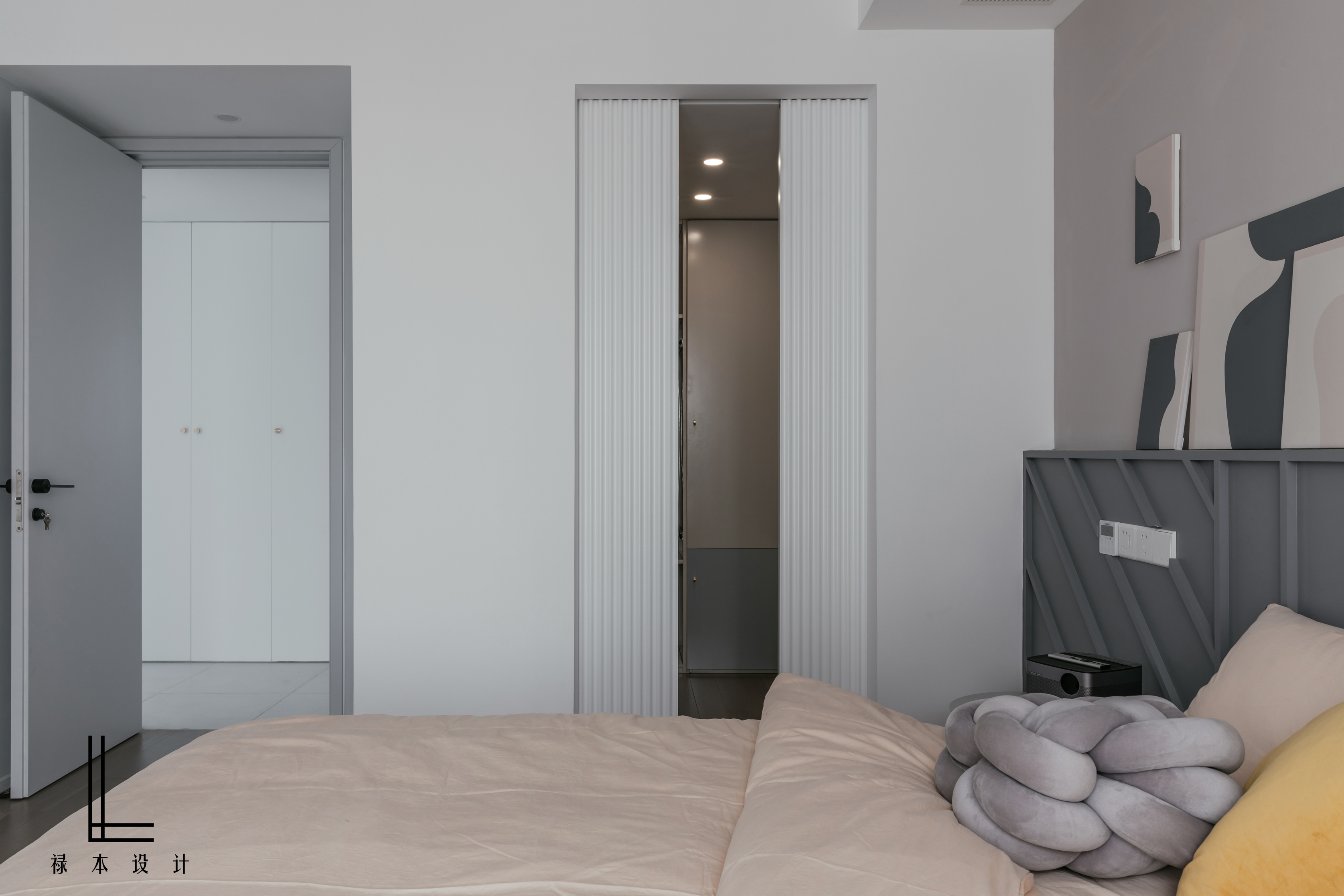 「天空城」住着你和我的城像天空，我在最高的高处摆好了筵席