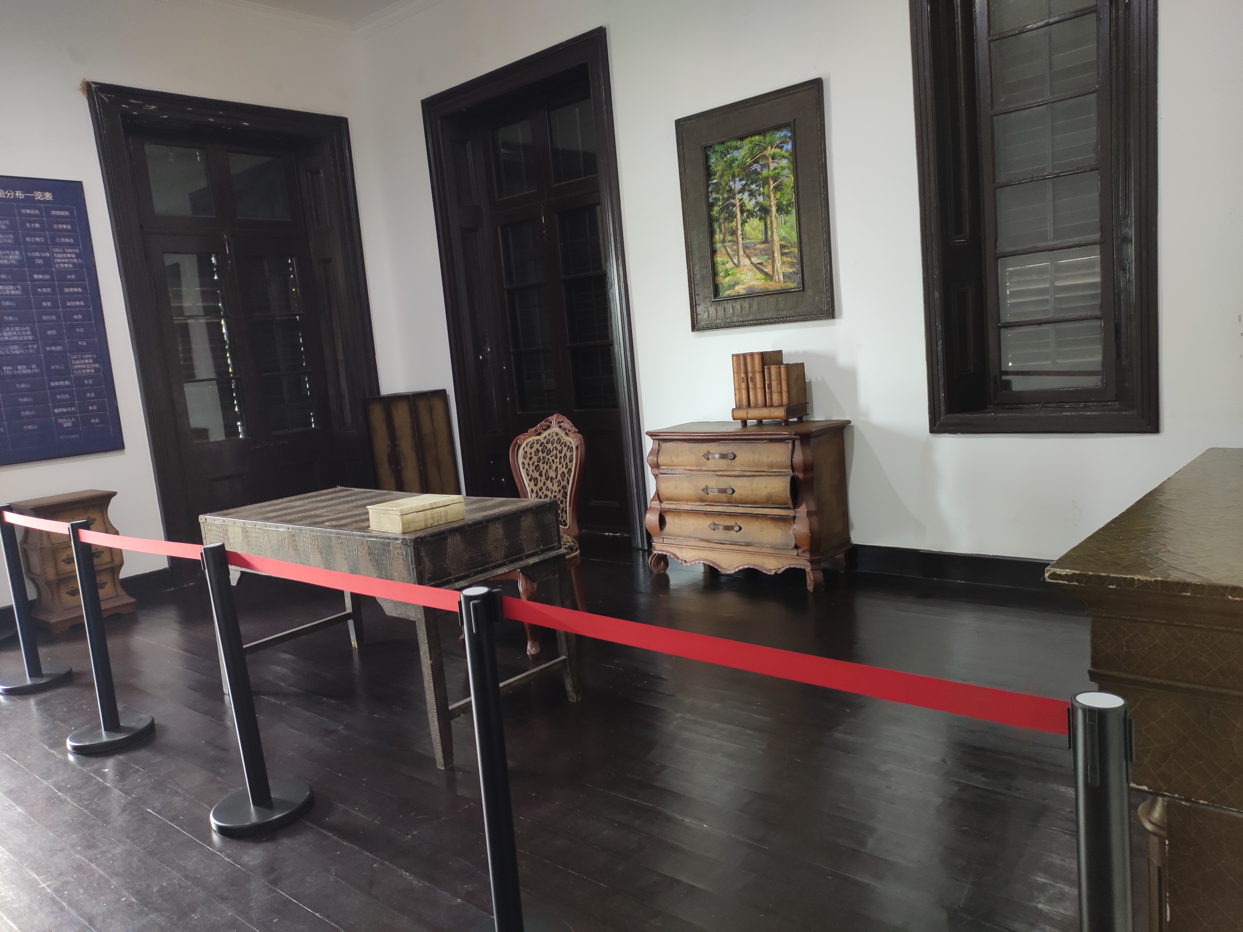 又是暑假研学作业，找个少人，少花钱的地方去吧