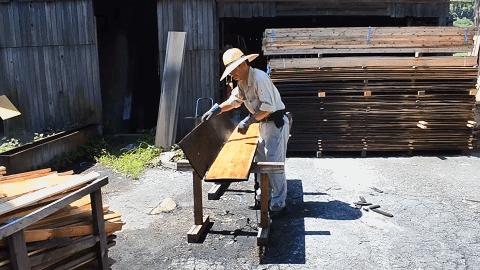 老木板更有质感,什么东西能让木板有光泽