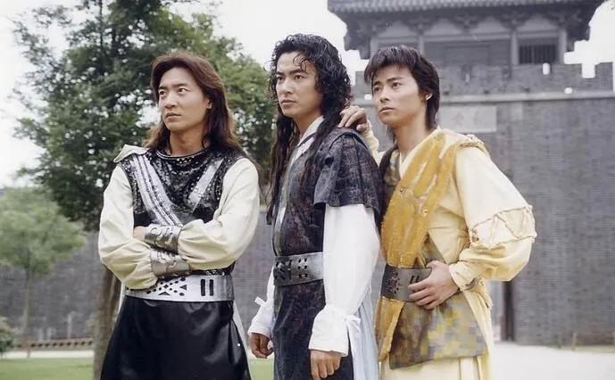 还记得《水月洞天》这部剧吗？主演都变成这样了