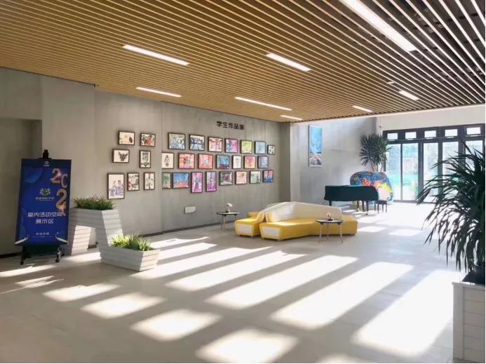 芬兰国家级团队打造,青城山下的“水墨校园”万汇国际学府牛在哪