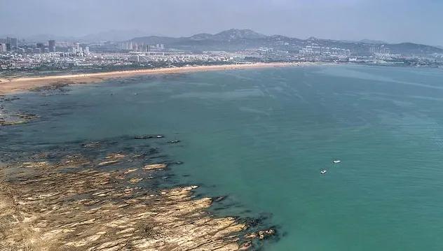 来日照旅游哪里吃海鲜自助,日照好玩不要钱的海边