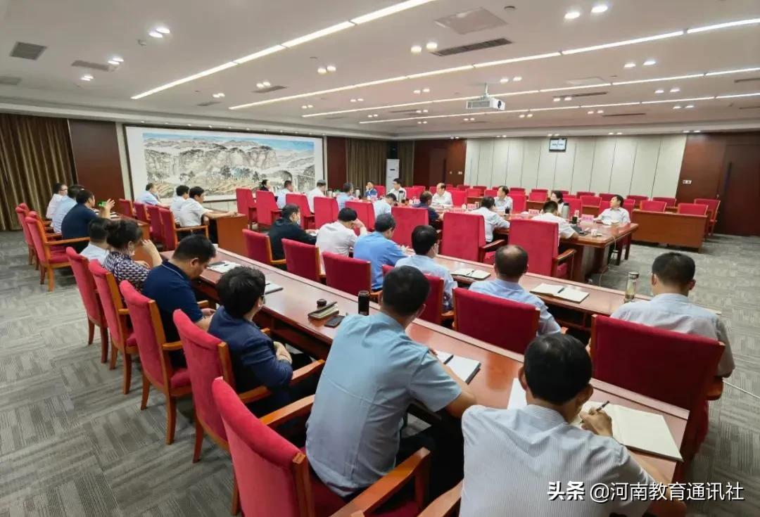 市教育局调研县区教育工作,视察全市教育发展情况