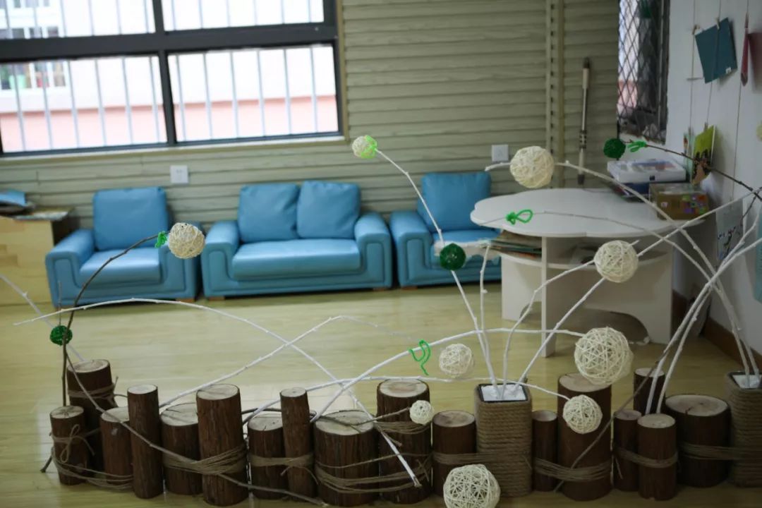 鍥犱负浼欓鑰屽嚭鍚嶇殑瀛︽牎,鍥犱负缇庨鐏殑瀛︽牎