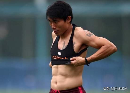 女足脱球衣庆祝名场面集锦,女足球员脱衣庆祝