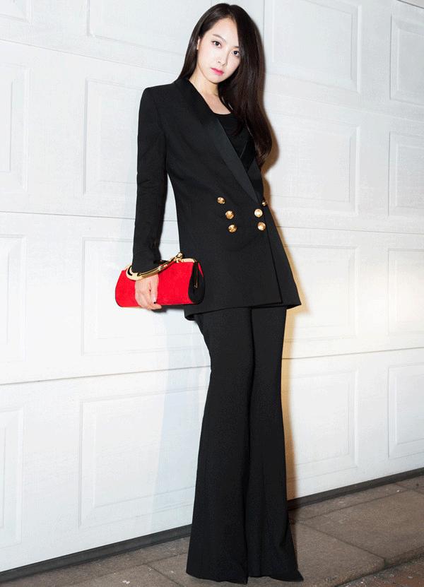 万能黑西装穿搭攻略,万能色黑色