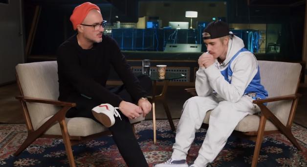 比伯分手期间看赛琳娜跟别人合照,贾斯汀比伯赛琳娜为啥总分手