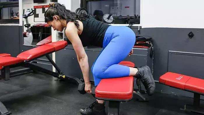 运动饮料健身时如何饮用,健身有没有必要喝运动饮料