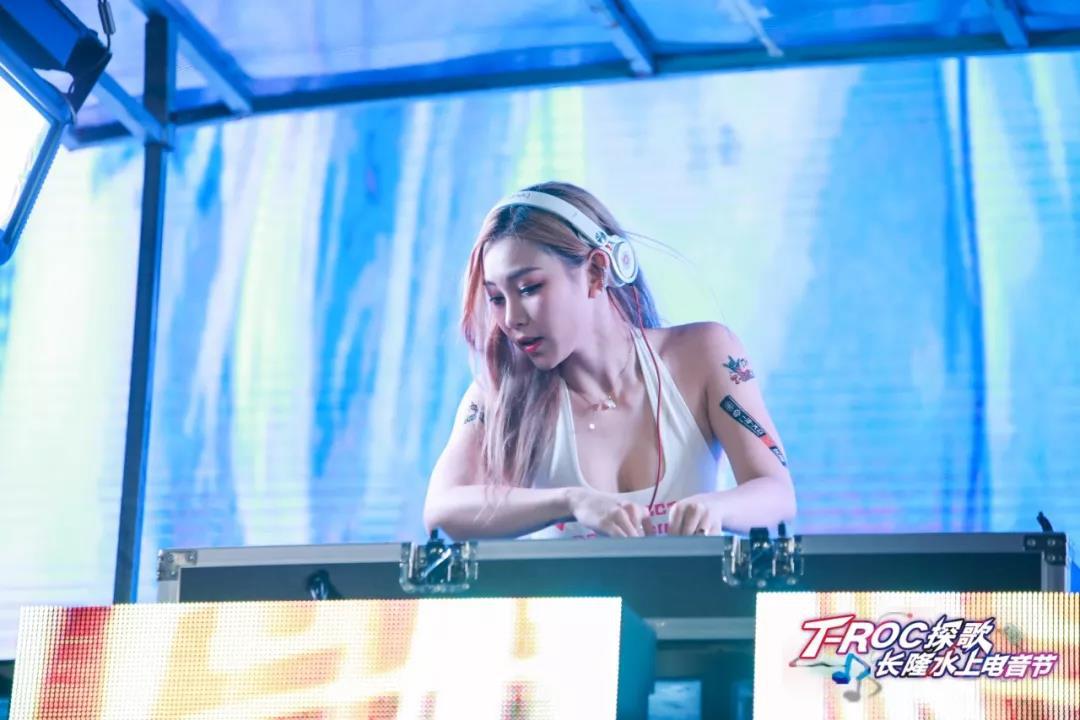 “隆·众大礼”电声营销携手一汽大众打造长隆水上电音节