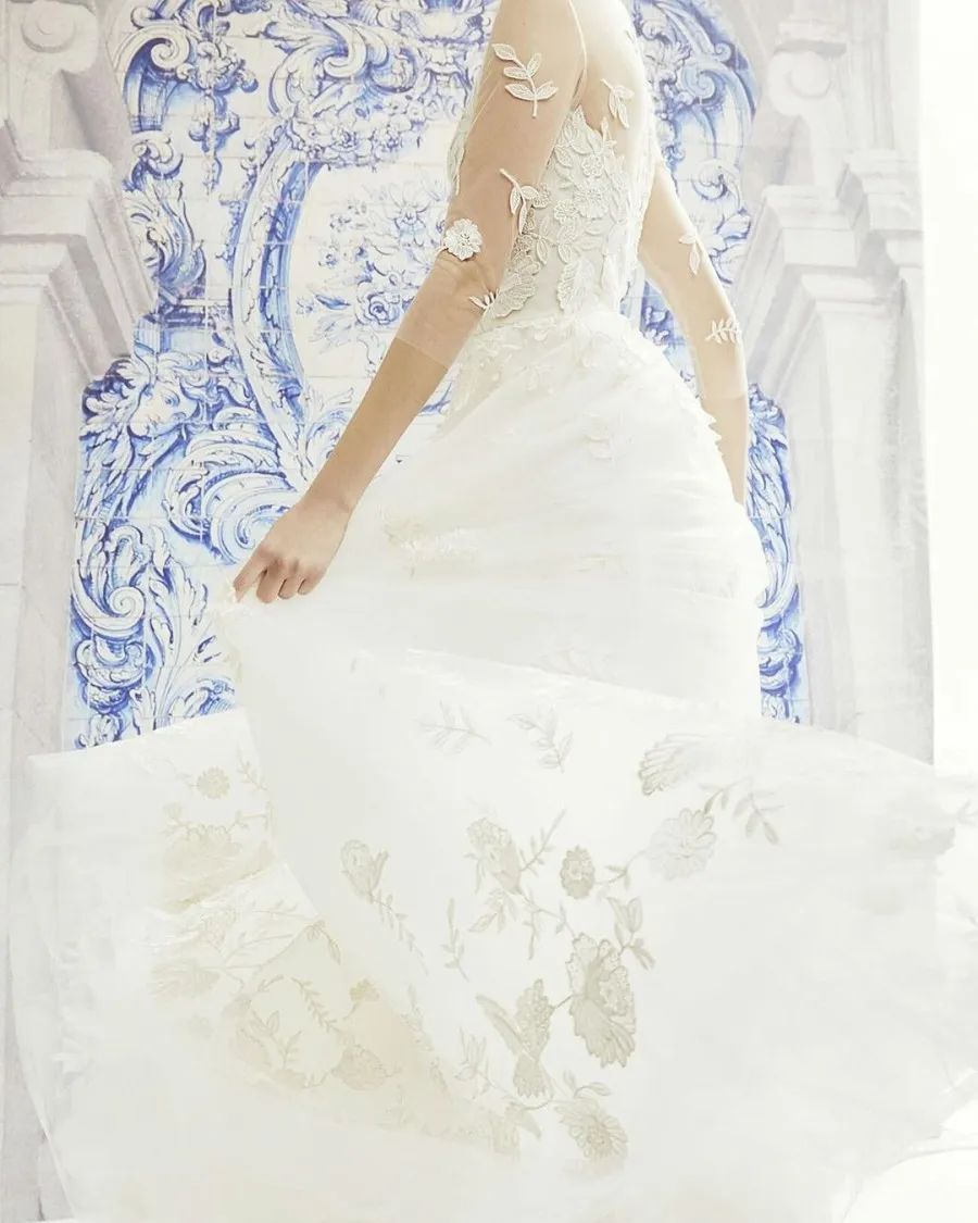 奢侈品下场battle卖口红，爱马仕、周仰杰，该买哪一支？