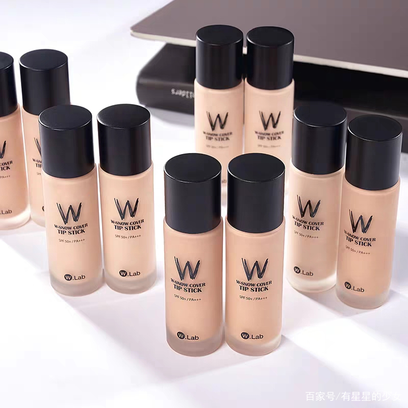 粉底液的护肤方法,雅诗兰黛粉底液适合油皮还是干皮