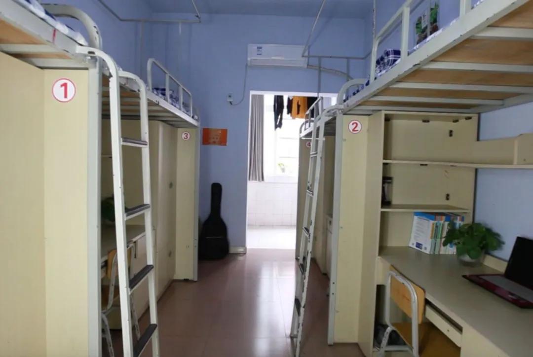 南充文化旅游职业学院军事化管理,南充军事化管理学校升学规划