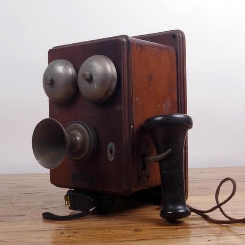 老式电话使用前为什么摇几下,旧手摇电话机摇不出电怎么回事