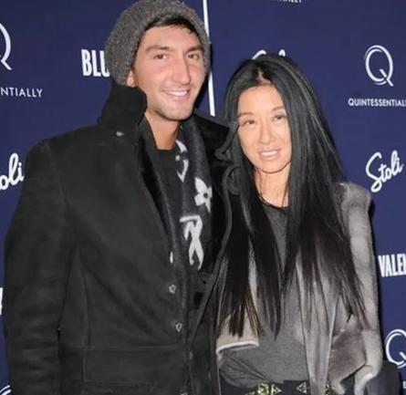 婚纱女王王薇薇73岁苗条似少女,白富美王薇薇完整版