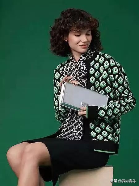 深圳万象城人山人海原视频,万象城最近有什么新闻