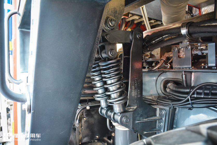 货箱3.7米的卡车,最干净货箱卡车驾驶室