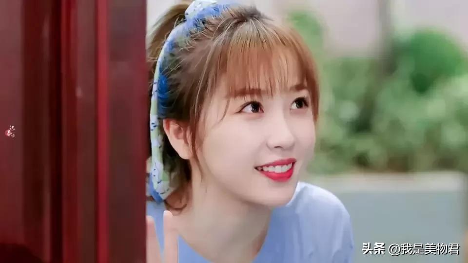 虞书欣仿妆蓝色眼线笔,虞书欣推荐的眼线笔