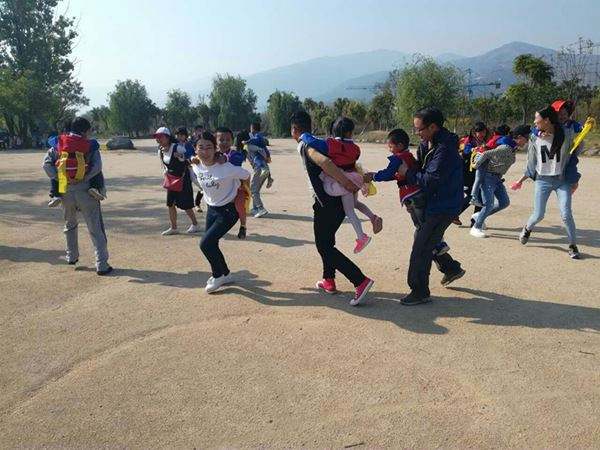 人贩子拐走孩子怎么办,人贩子拐来的孩子会怎么对待