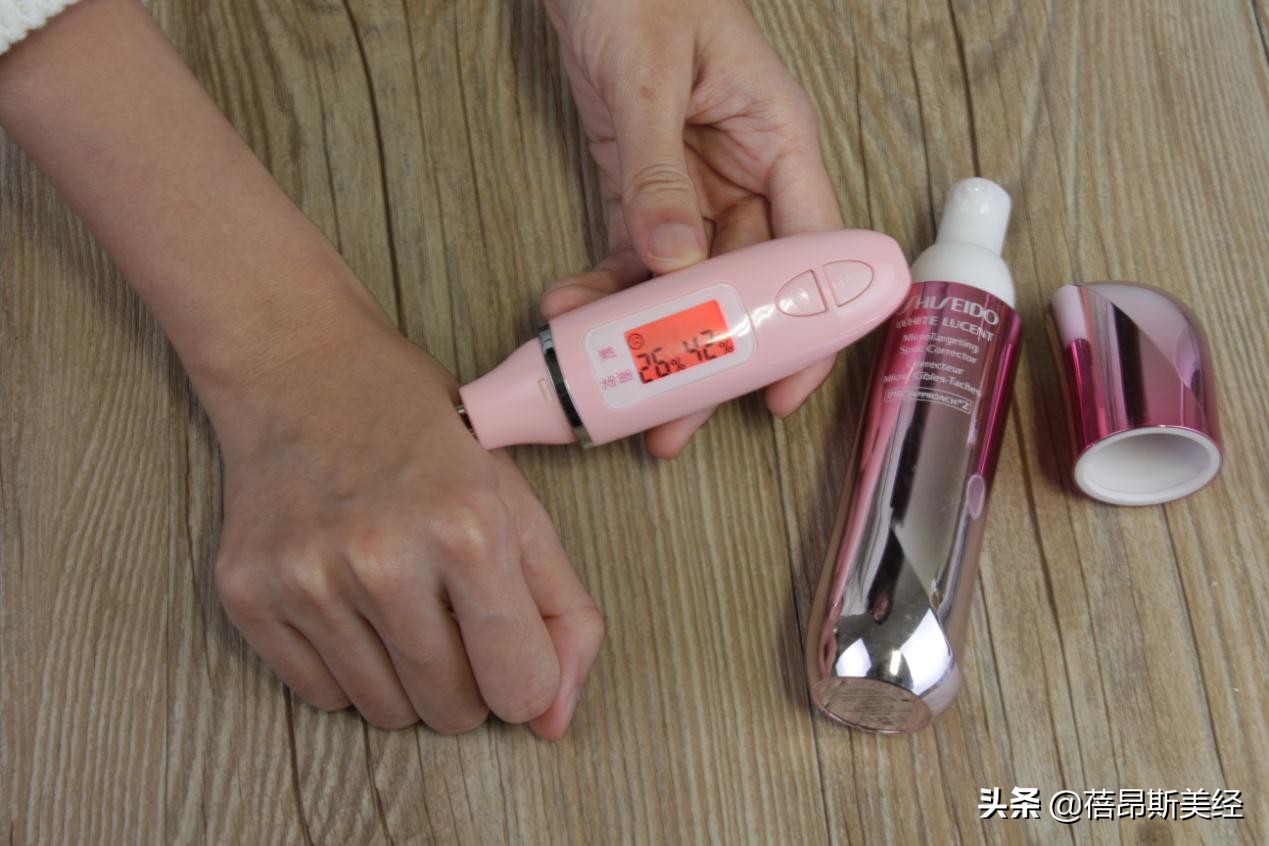 红腰子和小黑瓶小绿瓶哪个好,小白瓶小绿瓶原液