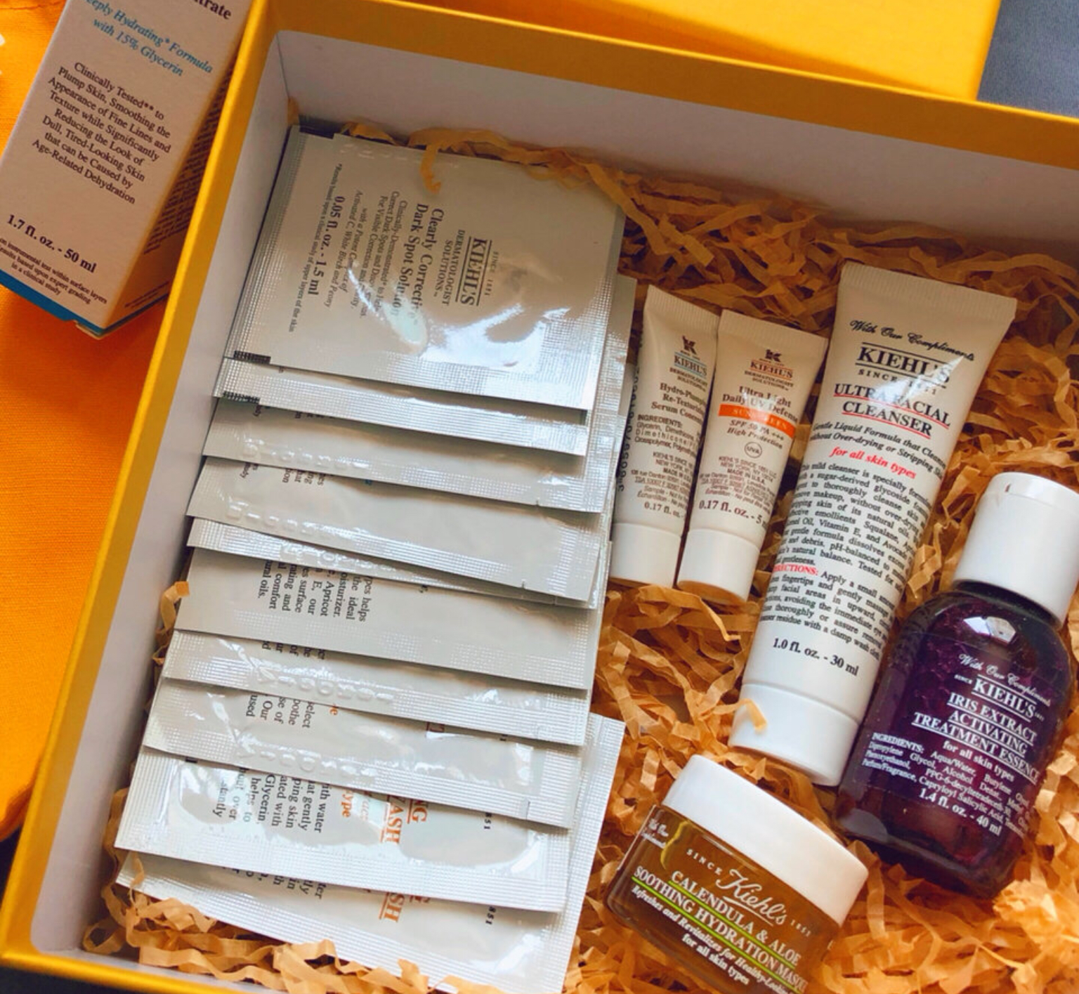 小样护肤品可以混合在正品里面吗,小样护肤品到底能不能用