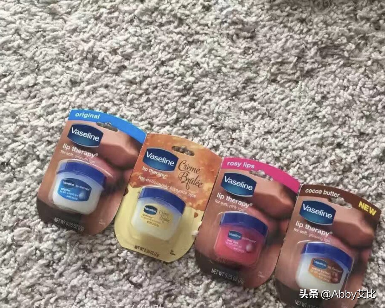 嘴唇干哪款润唇膏好,秋天嘴唇干裂推荐的润唇膏