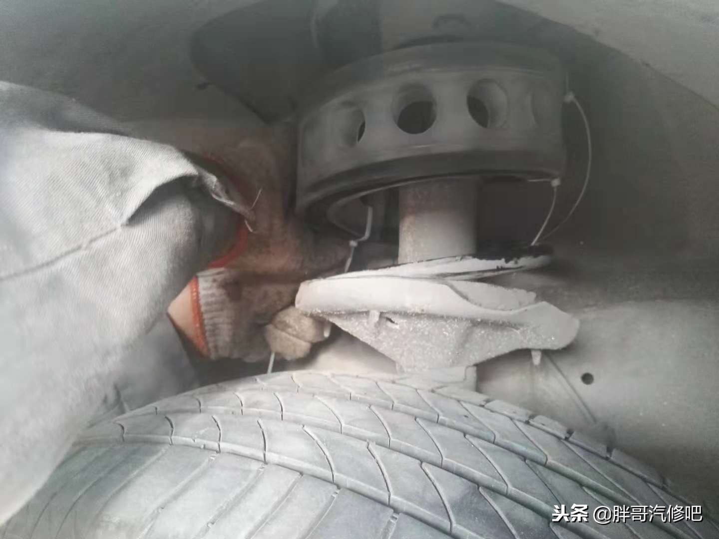 汽车加装弹簧缓冲胶有作用吗,汽车减震器塔顶加装缓冲胶有用吗