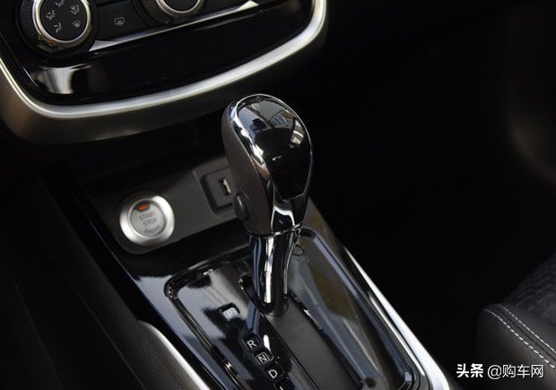 这台日产车坐着舒服，空间大，原价9.99万，现跌至7万多，买吗？