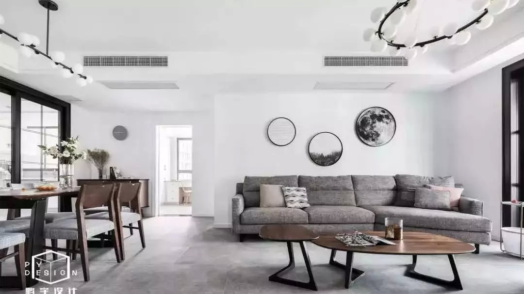 家里装修墙壁太单调怎么办,家里空白墙面怎么装饰实用