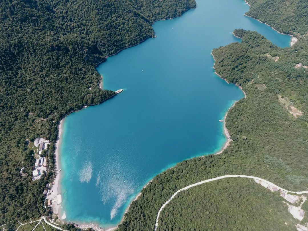 2017年九寨沟地震视频,地震前的九寨沟人间仙境