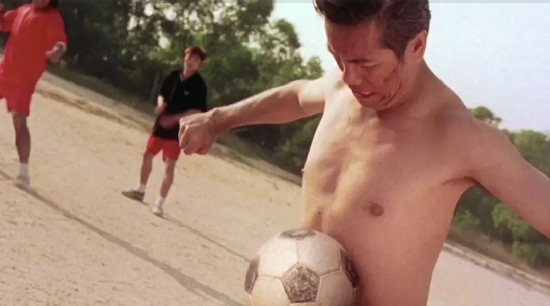 周星驰少林足球当年有多火,周星驰电影少林足球有多火