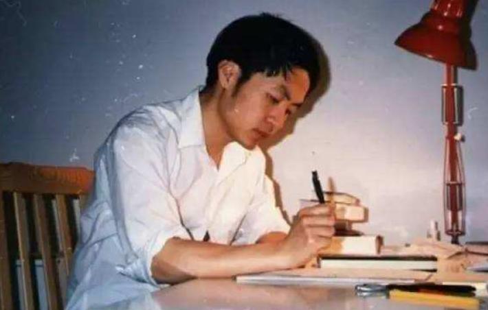 顾城杀妻后的下场,顾城杀妻后的生活