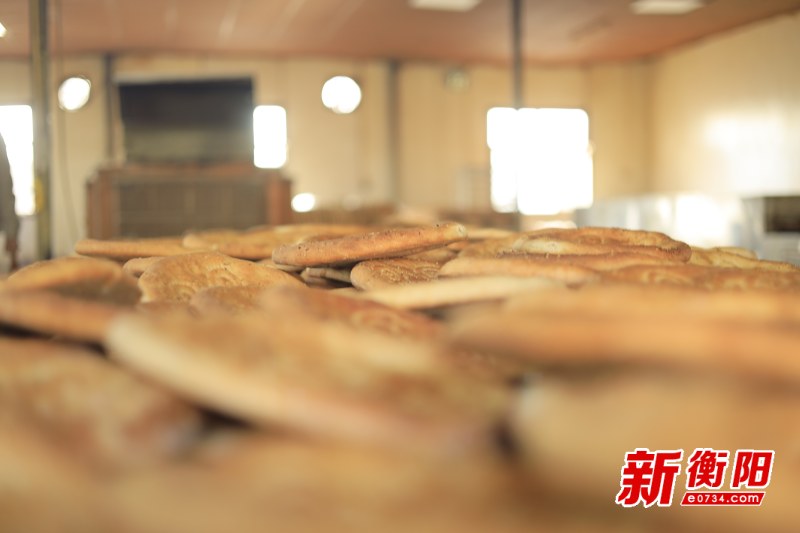 一心向“鄯”丨鄯善：就业不必去远方，岗位就在家门口