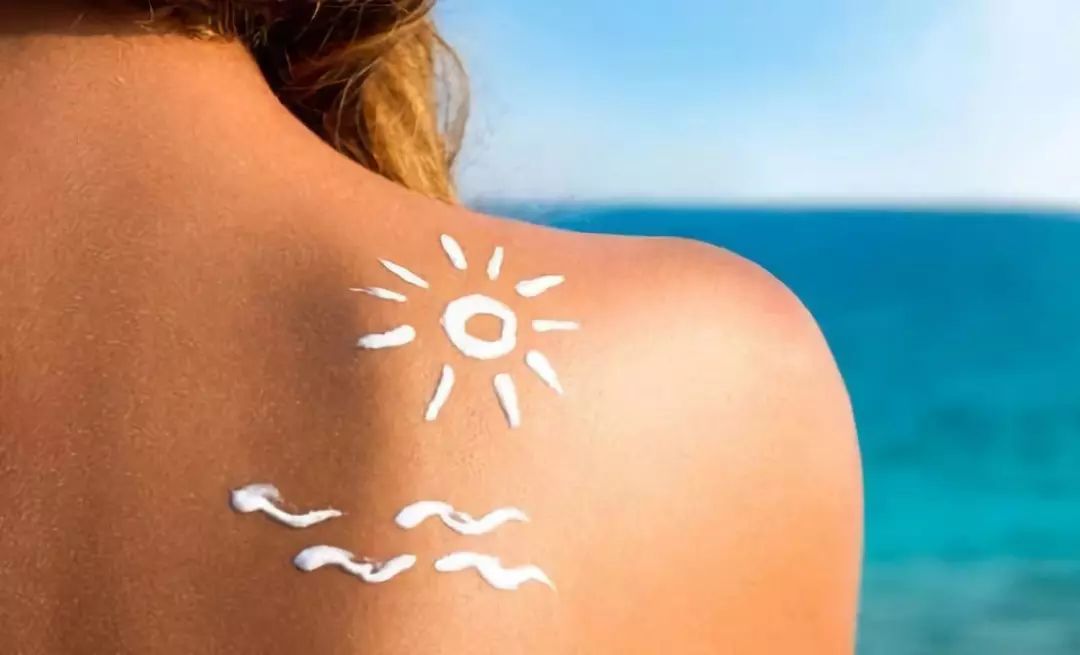 40岁消除眼皮浮肿和眼袋,眼袋怎么消除改善大眼袋