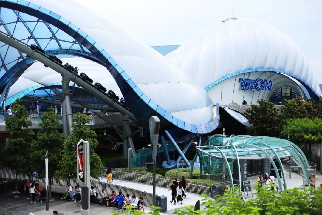 暑假两个人旅游要花多少钱,暑假两人去迪士尼多少钱