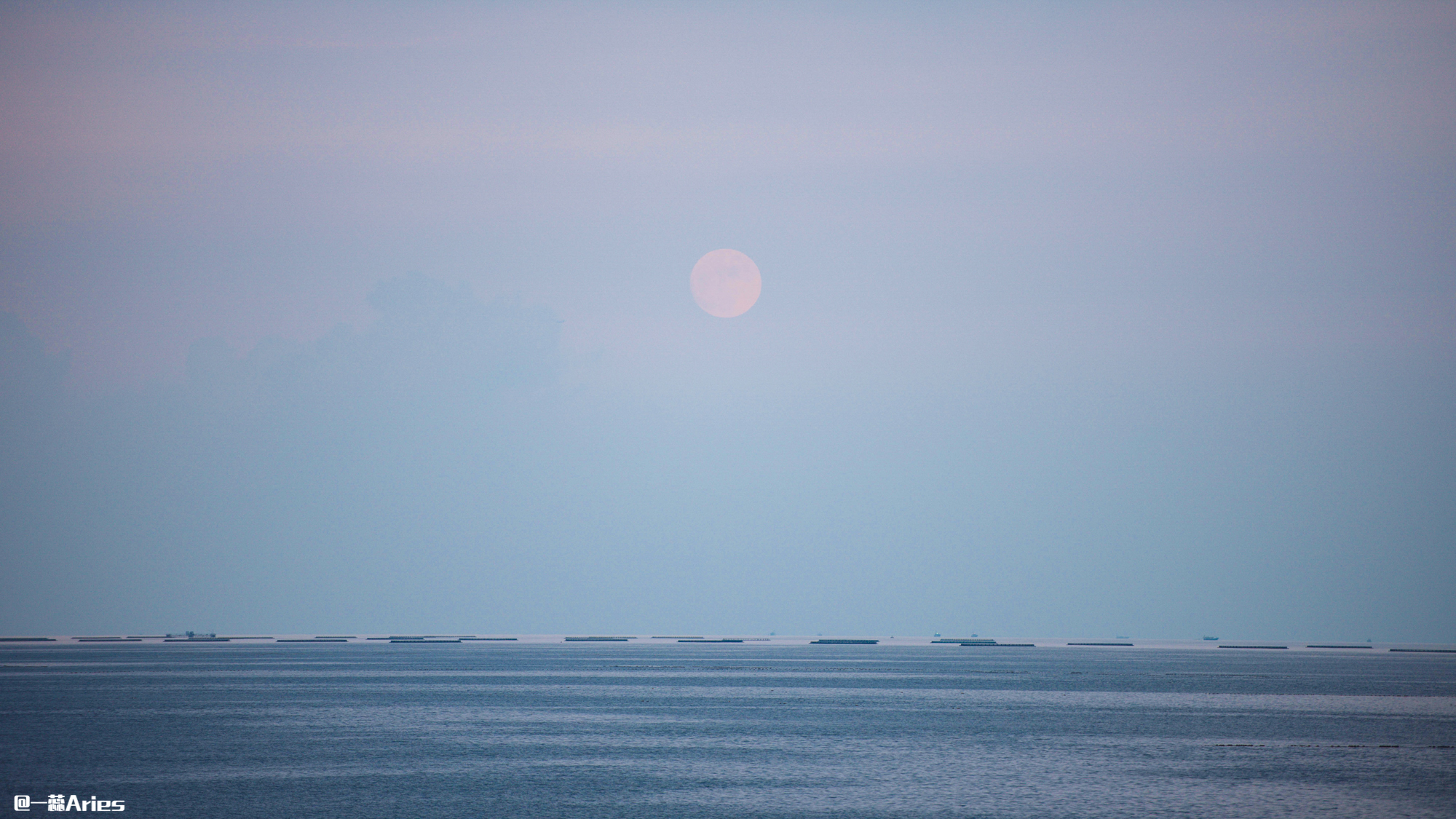 海南月亮湾旅游攻略,海南最美海湾旅游攻略
