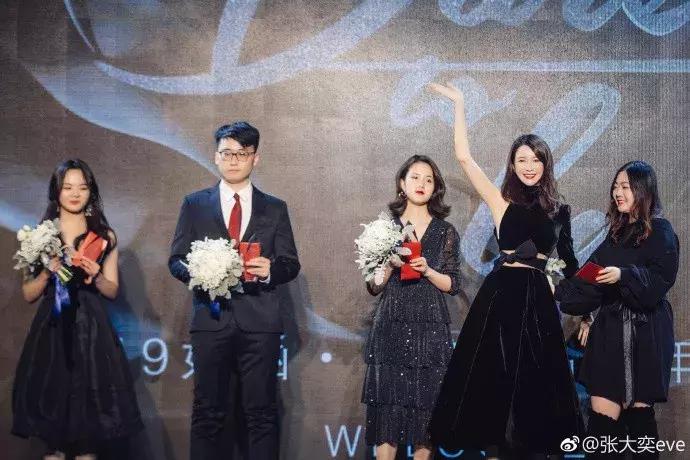 同一件衣服网上卖的价格不一样,网红店衣服真相