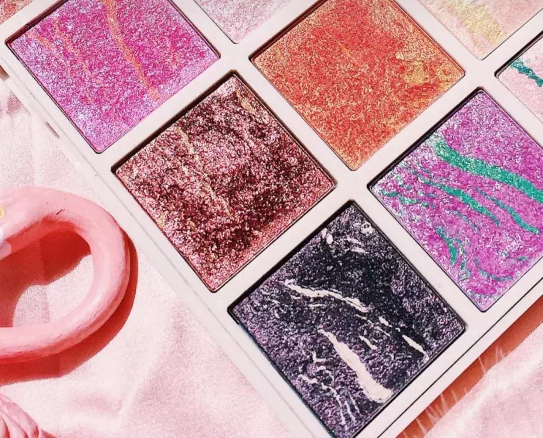 四色仙气紫色眼影盘,novo液体眼影试色好闪亮仙气十足