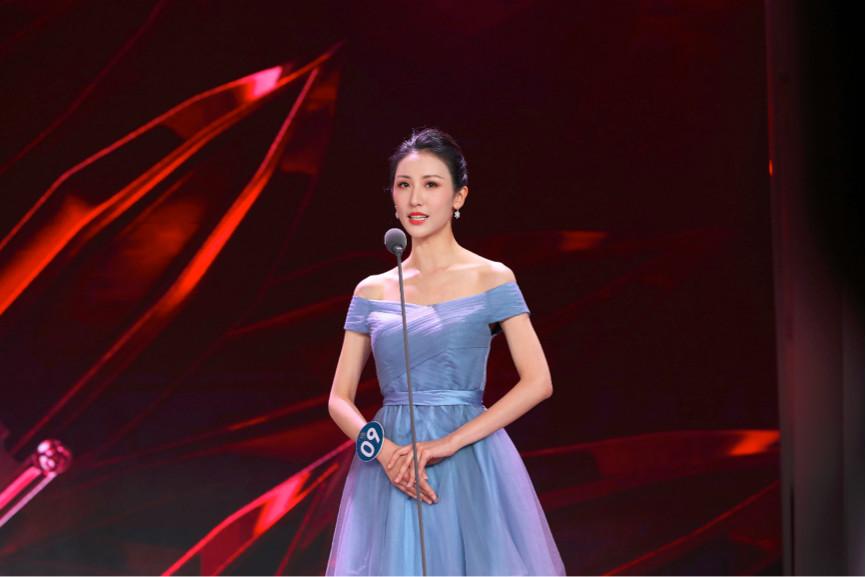 让鲁豫都想办法为难的小姐姐,到底什么来头?