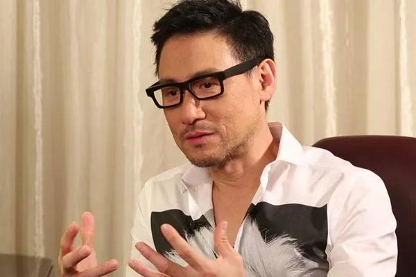 吴京汶川地震真实照片,汶川地震吴京的故事